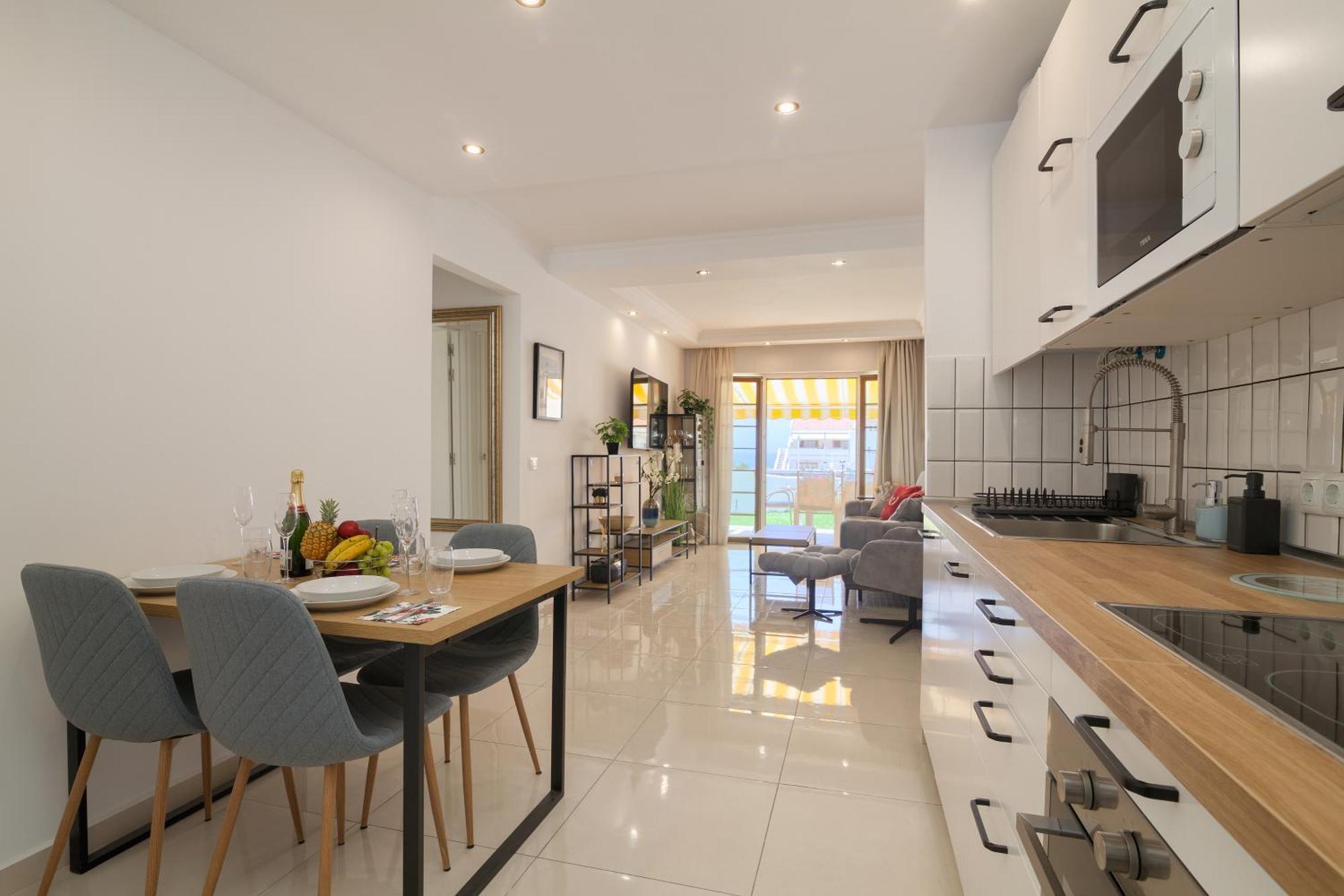 Maapartmentses Garden City Playa Fanabe Ngoại thất bức ảnh